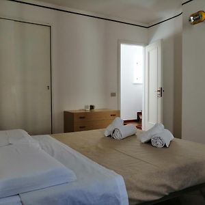 Una Stanza A Cefalu